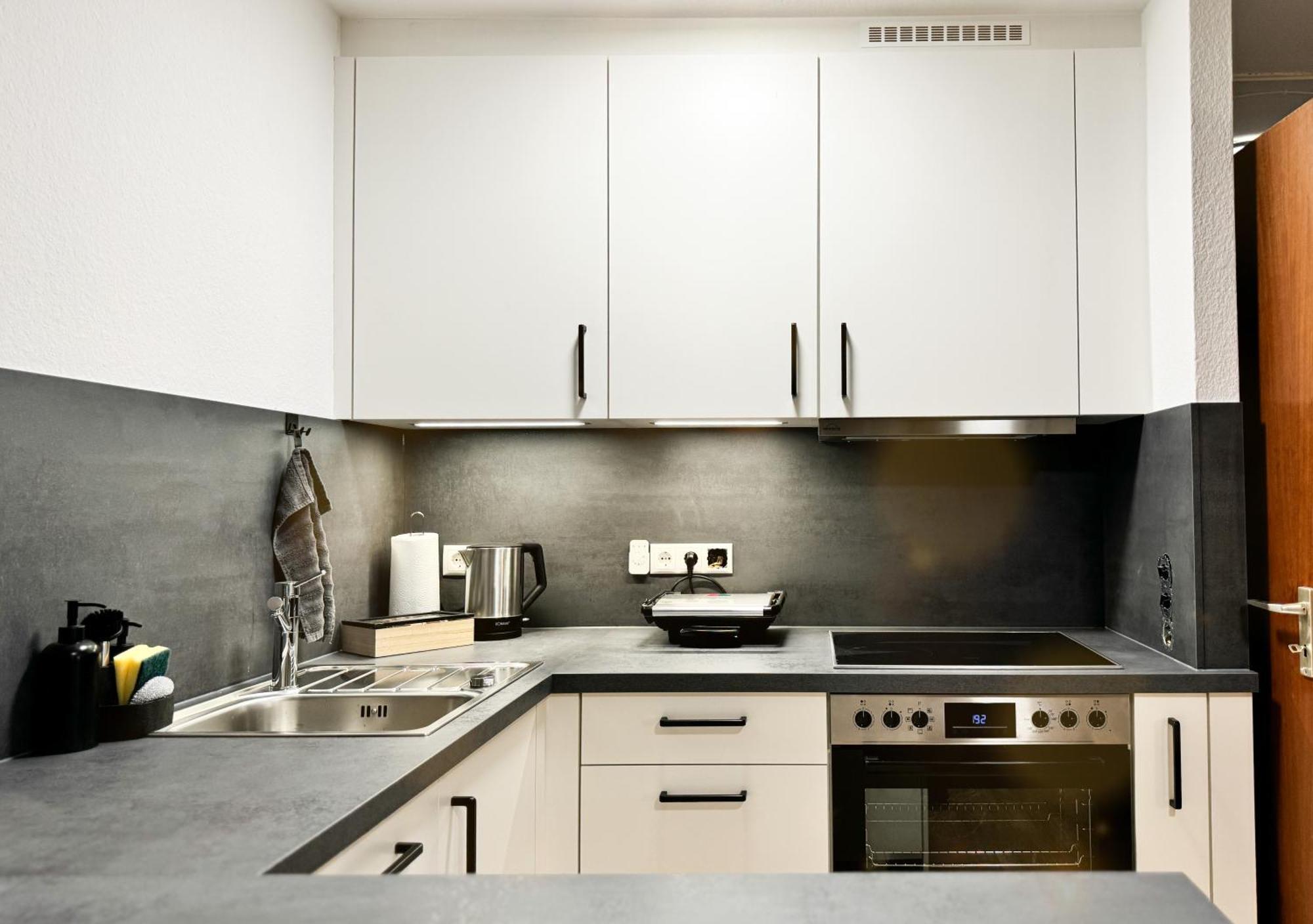 Modern Living In Karlsruhe - Frieden Apartments 외부 사진